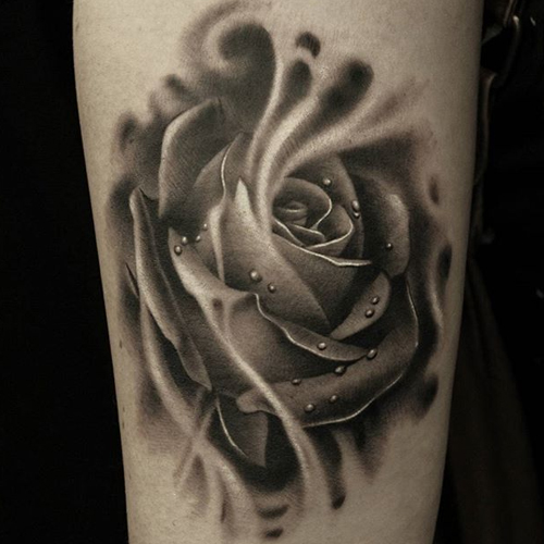 Татуировка черная роза значение